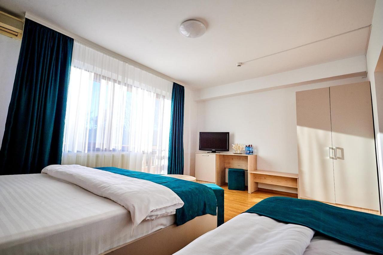 Hotel Roxy & Maryo Ефоріє-Норд Екстер'єр фото